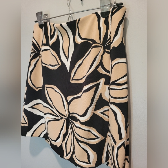 Boston Proper Beyond Travel Exploded Sketch Tropical Floral Mini Skort SZ XS - Picture 4 of 8